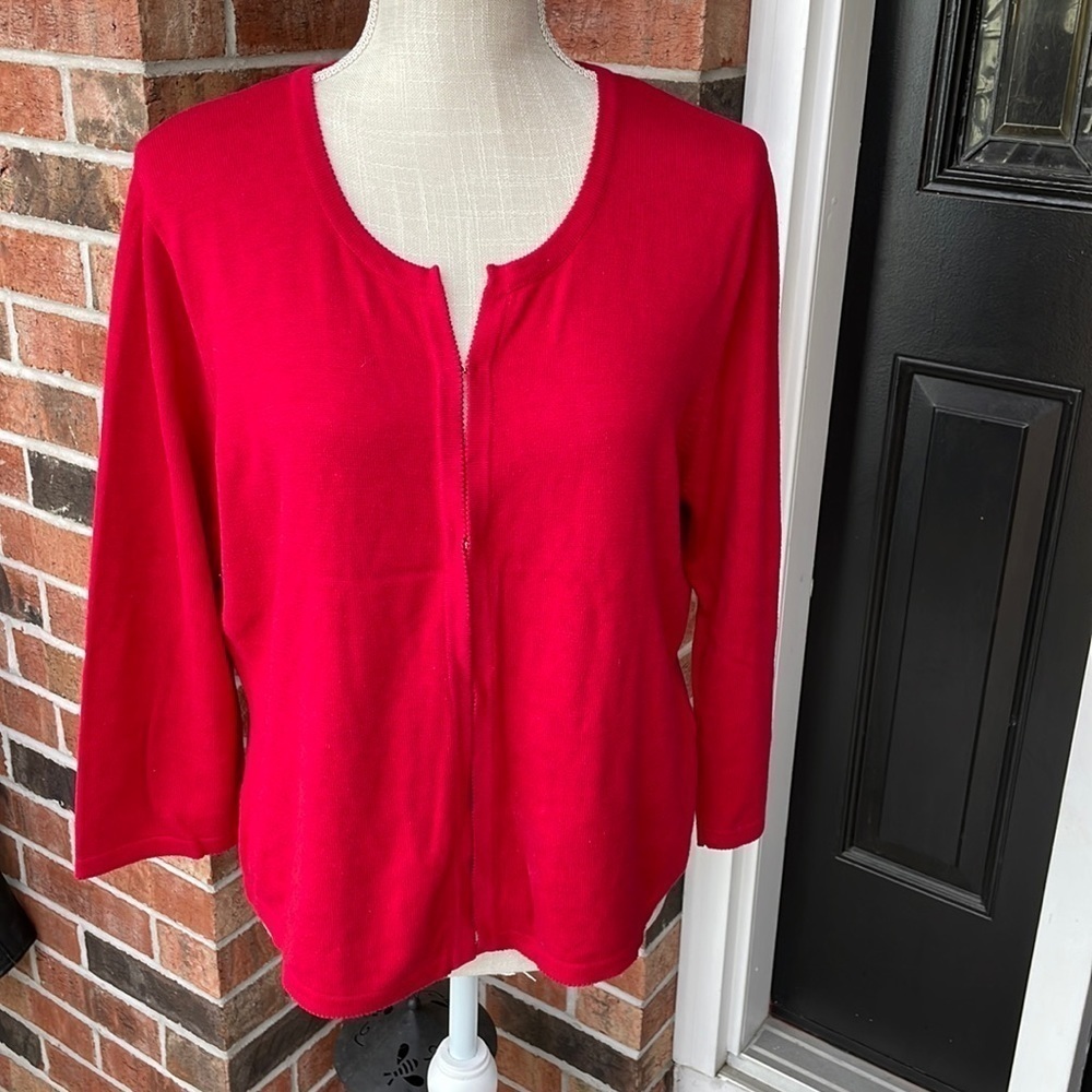 Apostrophe‎ Red Sweater